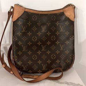 Louis Vuitton Crossbody Bag